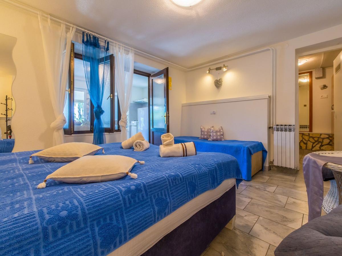 Apartments Susanne Нови-Винодолски Экстерьер фото