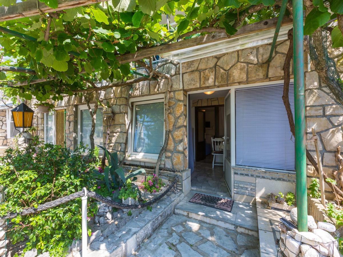 Apartments Susanne Нови-Винодолски Экстерьер фото