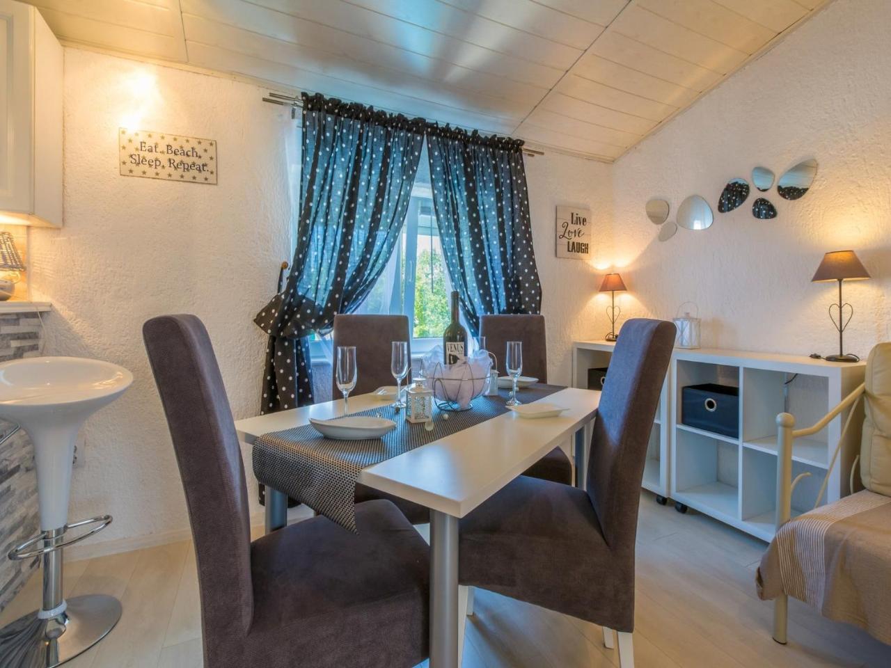 Apartments Susanne Нови-Винодолски Экстерьер фото