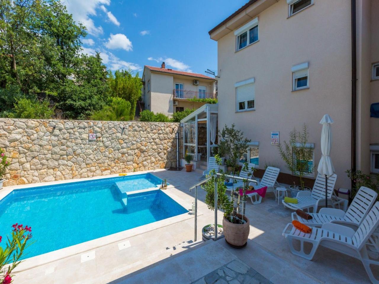 Apartments Susanne Нови-Винодолски Экстерьер фото