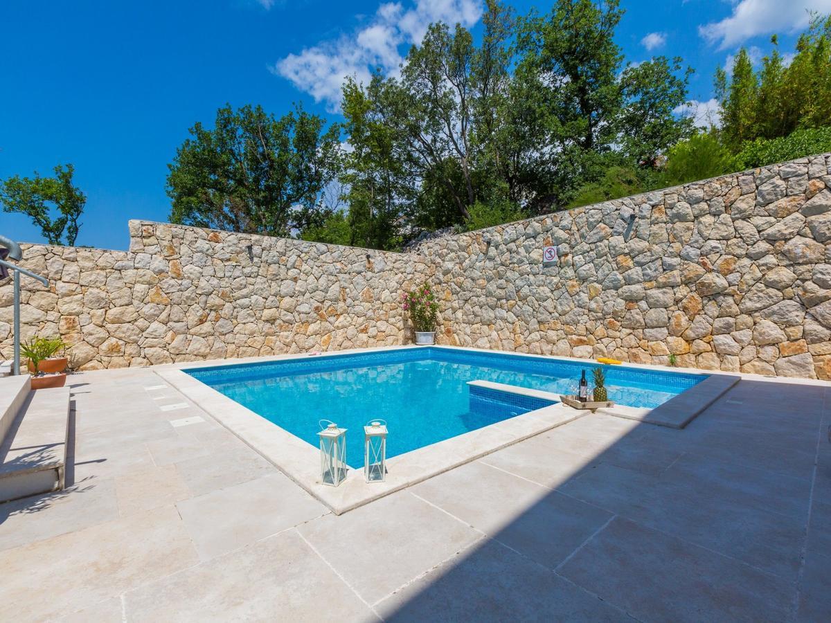 Apartments Susanne Нови-Винодолски Экстерьер фото